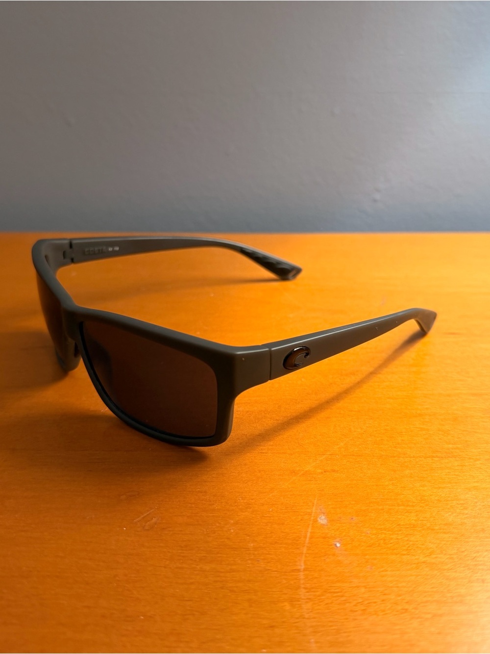 Costa Men's Matte Grey Polarized Sunglasses